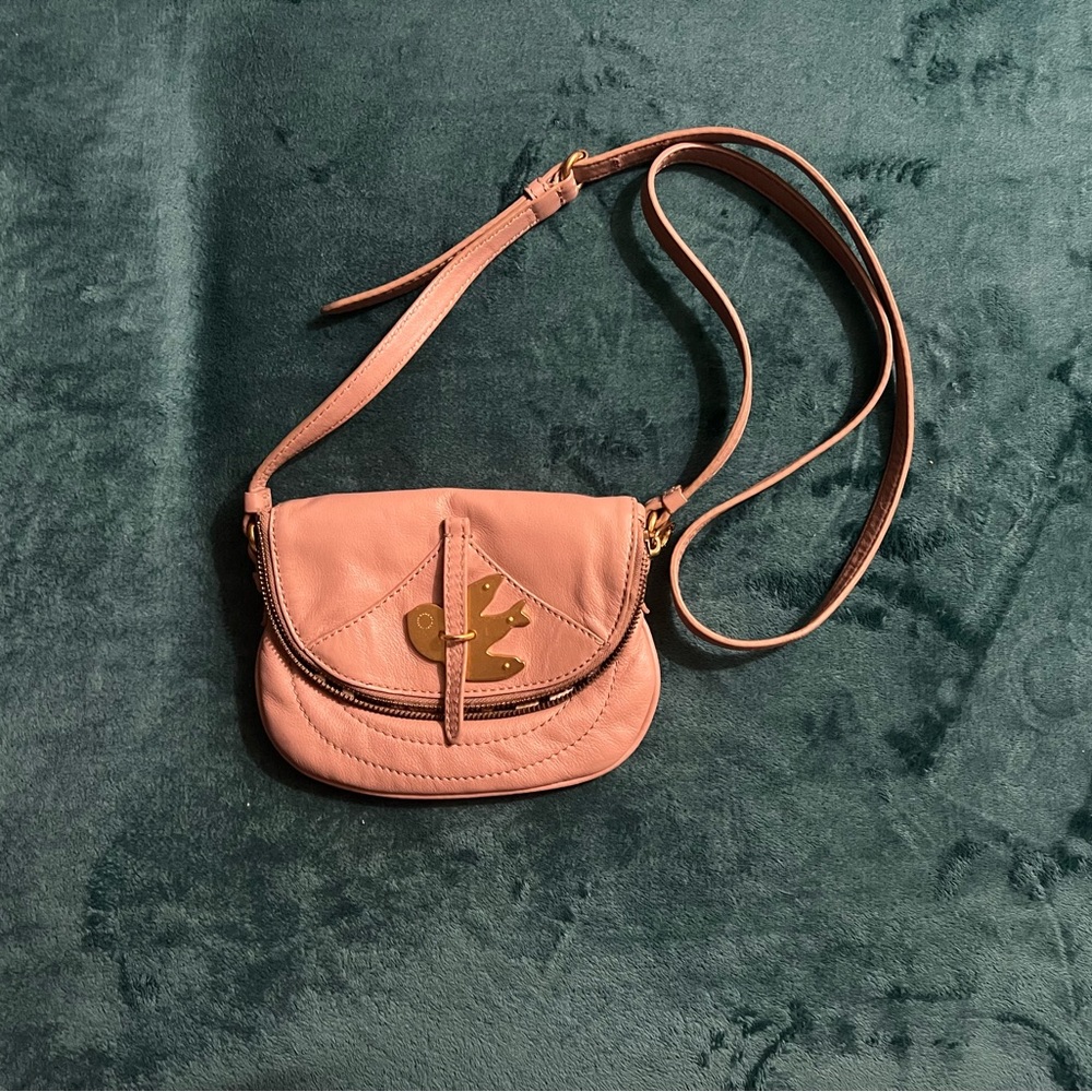 Marc Jacobs Petal to the Metal